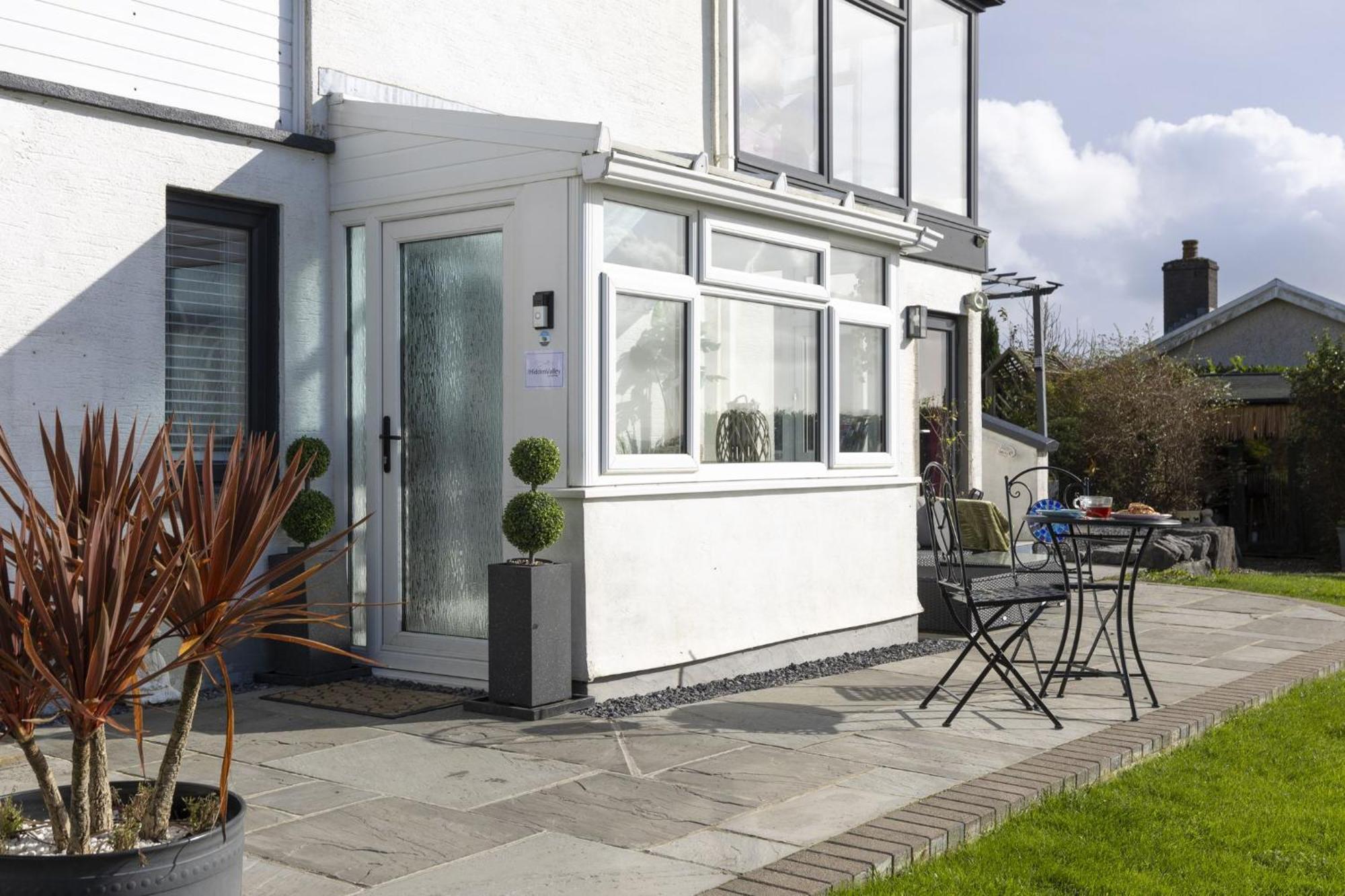 The Hidden Valley - A Stylish Rural Retreat, Perfect For Families St Clears Exterior foto